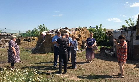 Построить многоквартирный дом и отремонтировать школу искусств